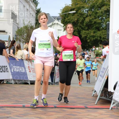 31.08.2025 - 21. Blankeneser Heldenlauf Strokosch-Dieckow http://msf.ph/oto/8654046 31.08.2025 11:05:52 Ziel 3183, 3207, 3297, 3637 meine-sportfotos.de