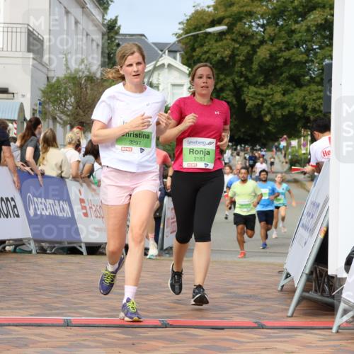 31.08.2025 - 21. Blankeneser Heldenlauf Strokosch-Dieckow http://msf.ph/oto/8654049 31.08.2025 11:05:52 Ziel 3183, 3207, 3297, 3637 meine-sportfotos.de