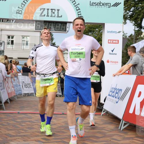 31.08.2025 - 21. Blankeneser Heldenlauf Strokosch-Dieckow http://msf.ph/oto/8654050 31.08.2025 11:05:44 Ziel 3595, 3274, 3710, 3165, 3168 meine-sportfotos.de