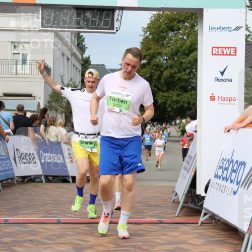 31.08.2025 - 21. Blankeneser Heldenlauf Strokosch-Dieckow http://msf.ph/oto/8654058 31.08.2025 11:05:42 Ziel 3595, 3274, 3398, 3710, 3407, 3165, 3168 meine-sportfotos.de