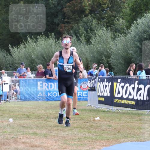 31.08.2025 - Elbe Triathlon Hamburg Strokosch-Dieckow http://msf.ph/oto/8654069 31.08.2025 11:30:48 Ziel 993, 1150, 1195, 1244 meine-sportfotos.de