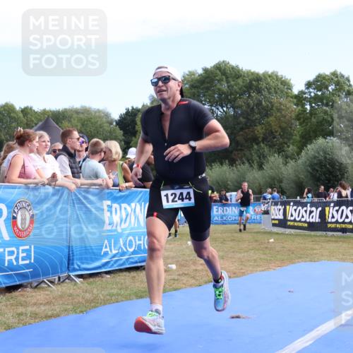 31.08.2025 - Elbe Triathlon Hamburg Strokosch-Dieckow http://msf.ph/oto/8654078 31.08.2025 11:30:53 Ziel 993, 1150, 1213, 1243, 1244 meine-sportfotos.de