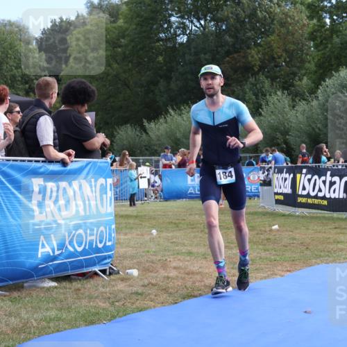 31.08.2025 - Elbe Triathlon Hamburg Strokosch-Dieckow http://msf.ph/oto/8654100 31.08.2025 11:31:15 Ziel 813, 948, 1126, 1184 meine-sportfotos.de