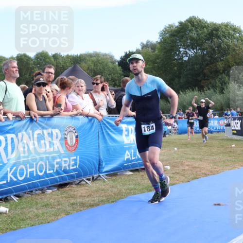 31.08.2025 - Elbe Triathlon Hamburg Strokosch-Dieckow http://msf.ph/oto/8654103 31.08.2025 11:31:16 Ziel 813, 948, 1126, 1184 meine-sportfotos.de