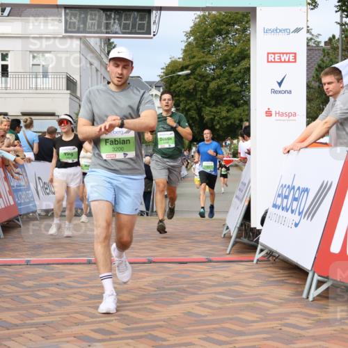 31.08.2025 - 21. Blankeneser Heldenlauf Strokosch-Dieckow http://msf.ph/oto/8654104 31.08.2025 11:05:34 Ziel 3595, 3398, 3733, 3710, 3200, 3407 meine-sportfotos.de