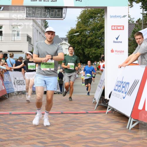 31.08.2025 - 21. Blankeneser Heldenlauf Strokosch-Dieckow http://msf.ph/oto/8654113 31.08.2025 11:05:34 Ziel 3595, 3398, 3733, 3710, 3200, 3407 meine-sportfotos.de