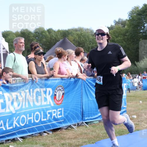 31.08.2025 - Elbe Triathlon Hamburg Strokosch-Dieckow http://msf.ph/oto/8654114 31.08.2025 11:31:21 Ziel 813, 882, 948, 1184 meine-sportfotos.de
