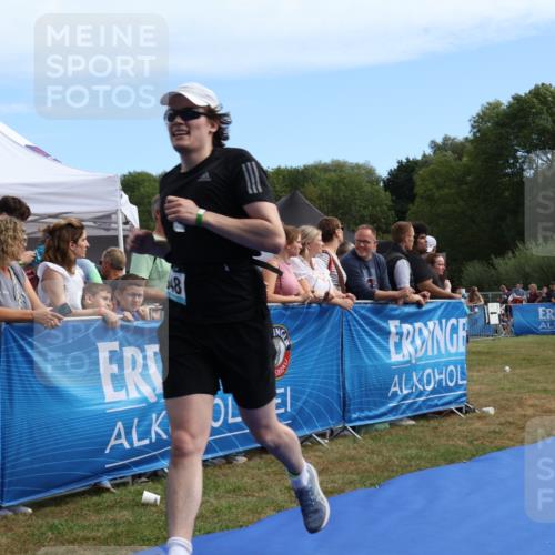 31.08.2025 - Elbe Triathlon Hamburg Strokosch-Dieckow http://msf.ph/oto/8654115 31.08.2025 11:31:21 Ziel 813, 882, 948, 1184 meine-sportfotos.de