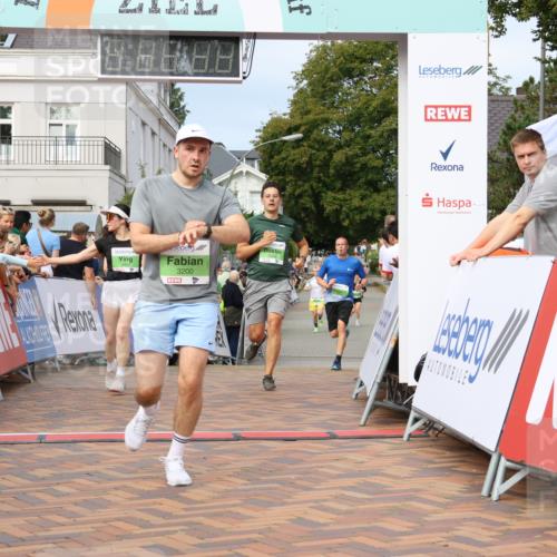 31.08.2025 - 21. Blankeneser Heldenlauf Strokosch-Dieckow http://msf.ph/oto/8654116 31.08.2025 11:05:34 Ziel 3595, 3398, 3733, 3710, 3200, 3407 meine-sportfotos.de