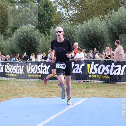 31.08.2025 - Elbe Triathlon Hamburg Strokosch-Dieckow http://msf.ph/oto/8654124 31.08.2025 11:31:37 Ziel 1278 meine-sportfotos.de