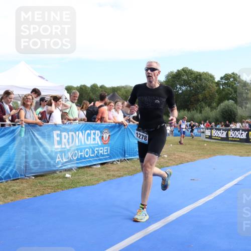 31.08.2025 - Elbe Triathlon Hamburg Strokosch-Dieckow http://msf.ph/oto/8654129 31.08.2025 11:31:39 Ziel 1059, 1176, 1278 meine-sportfotos.de