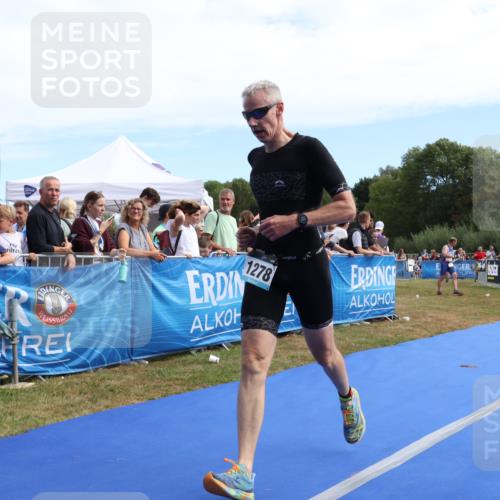31.08.2025 - Elbe Triathlon Hamburg Strokosch-Dieckow http://msf.ph/oto/8654130 31.08.2025 11:31:40 Ziel 1059, 1176, 1278 meine-sportfotos.de