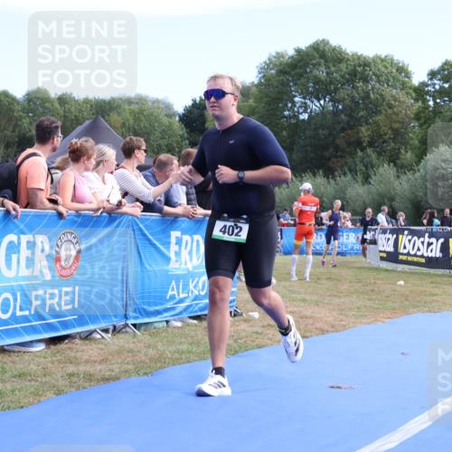 31.08.2025 - Elbe Triathlon Hamburg Strokosch-Dieckow http://msf.ph/oto/8654160 31.08.2025 11:32:01 Ziel 402, 922, 1185 meine-sportfotos.de