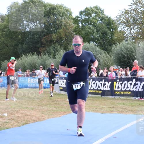31.08.2025 - Elbe Triathlon Hamburg Strokosch-Dieckow http://msf.ph/oto/8654161 31.08.2025 11:32:10 Ziel 736, 804, 1112 meine-sportfotos.de