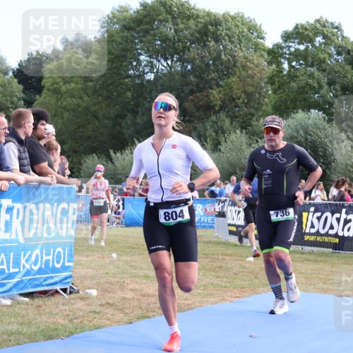 31.08.2025 - Elbe Triathlon Hamburg Strokosch-Dieckow http://msf.ph/oto/8654166 31.08.2025 11:32:14 Ziel 736, 804, 1112 meine-sportfotos.de
