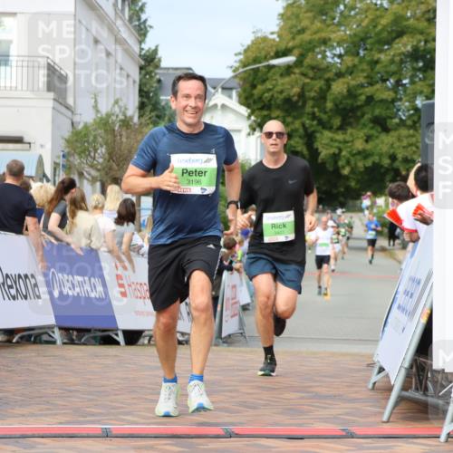 31.08.2025 - 21. Blankeneser Heldenlauf Strokosch-Dieckow http://msf.ph/oto/8654167 31.08.2025 11:05:21 Ziel 3196, 3401 meine-sportfotos.de