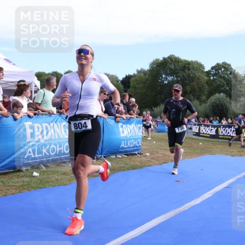 31.08.2025 - Elbe Triathlon Hamburg Strokosch-Dieckow http://msf.ph/oto/8654170 31.08.2025 11:32:15 Ziel 736, 804, 1072, 1112 meine-sportfotos.de