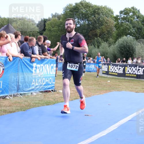 31.08.2025 - Elbe Triathlon Hamburg Strokosch-Dieckow http://msf.ph/oto/8654175 31.08.2025 11:32:24 Ziel 654, 1072, 1174, 1222 meine-sportfotos.de