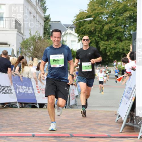 31.08.2025 - 21. Blankeneser Heldenlauf Strokosch-Dieckow http://msf.ph/oto/8654176 31.08.2025 11:05:20 Ziel 3196, 3401 meine-sportfotos.de