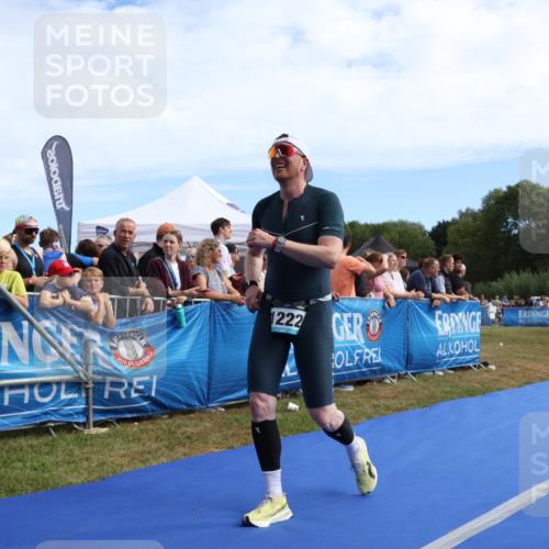 31.08.2025 - Elbe Triathlon Hamburg Strokosch-Dieckow http://msf.ph/oto/8654184 31.08.2025 11:32:33 Ziel 654, 1174, 1222 meine-sportfotos.de