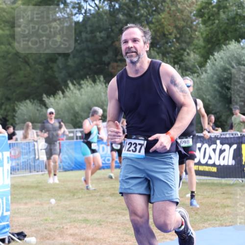 31.08.2025 - Elbe Triathlon Hamburg Strokosch-Dieckow http://msf.ph/oto/8654210 31.08.2025 11:33:10 Ziel 698, 766, 1014, 1237 meine-sportfotos.de