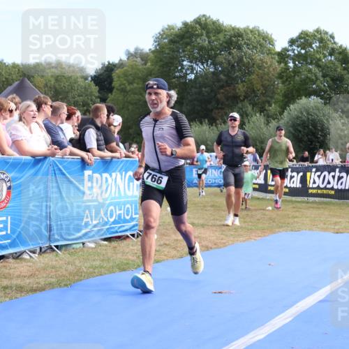 31.08.2025 - Elbe Triathlon Hamburg Strokosch-Dieckow http://msf.ph/oto/8654224 31.08.2025 11:33:16 Ziel 698, 766, 1202, 1205, 1272 meine-sportfotos.de