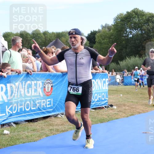 31.08.2025 - Elbe Triathlon Hamburg Strokosch-Dieckow http://msf.ph/oto/8654226 31.08.2025 11:33:17 Ziel 698, 766, 1202, 1205, 1272 meine-sportfotos.de