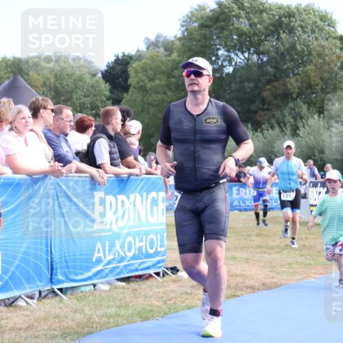 31.08.2025 - Elbe Triathlon Hamburg Strokosch-Dieckow http://msf.ph/oto/8654229 31.08.2025 11:33:19 Ziel 698, 756, 766, 1202, 1205, 1272 meine-sportfotos.de