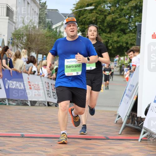 31.08.2025 - 21. Blankeneser Heldenlauf Strokosch-Dieckow http://msf.ph/oto/8654247 31.08.2025 11:04:55 Ziel 3164, 3331 meine-sportfotos.de