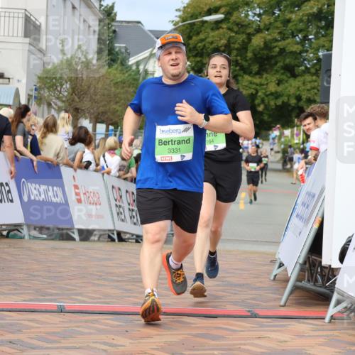 31.08.2025 - 21. Blankeneser Heldenlauf Strokosch-Dieckow http://msf.ph/oto/8654249 31.08.2025 11:04:55 Ziel 3164, 3331 meine-sportfotos.de