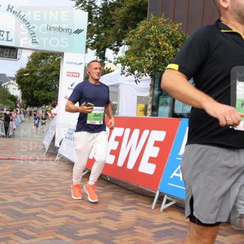 31.08.2025 - 21. Blankeneser Heldenlauf Strokosch-Dieckow http://msf.ph/oto/8654261 31.08.2025 11:04:47 Ziel 3132, 3163, 3113, 3112, 3017 meine-sportfotos.de