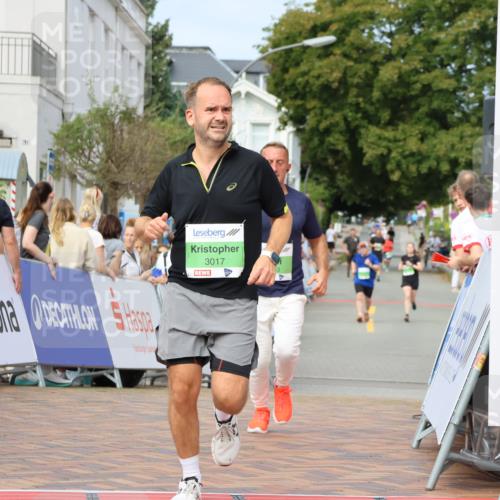 31.08.2025 - 21. Blankeneser Heldenlauf Strokosch-Dieckow http://msf.ph/oto/8654271 31.08.2025 11:04:44 Ziel 3132, 3163, 3113, 3112, 3326, 3017 meine-sportfotos.de