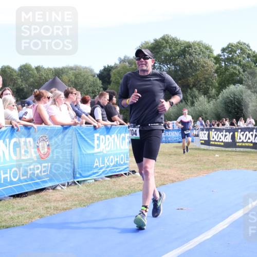 31.08.2025 - Elbe Triathlon Hamburg Strokosch-Dieckow http://msf.ph/oto/8654272 31.08.2025 11:33:50 Ziel 704, 949 meine-sportfotos.de