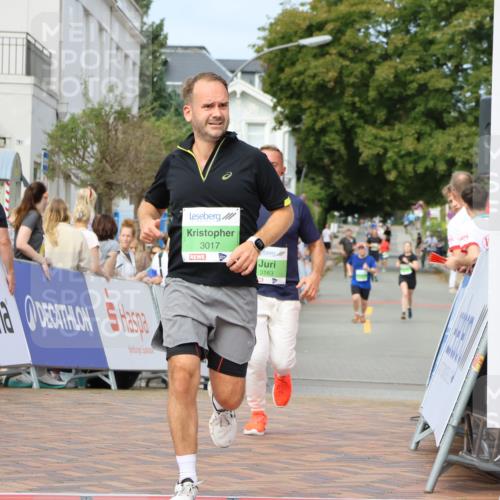 31.08.2025 - 21. Blankeneser Heldenlauf Strokosch-Dieckow http://msf.ph/oto/8654273 31.08.2025 11:04:44 Ziel 3132, 3163, 3113, 3112, 3326, 3017 meine-sportfotos.de