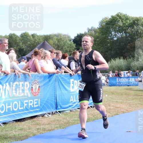31.08.2025 - Elbe Triathlon Hamburg Strokosch-Dieckow http://msf.ph/oto/8654293 31.08.2025 11:34:02 Ziel 1255 meine-sportfotos.de