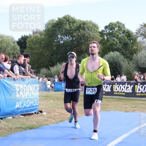 31.08.2025 - Elbe Triathlon Hamburg Strokosch-Dieckow http://msf.ph/oto/8654299 31.08.2025 11:34:14 Ziel 830, 1135, 1192 meine-sportfotos.de