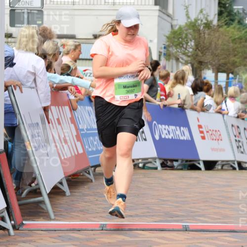 31.08.2025 - 21. Blankeneser Heldenlauf Strokosch-Dieckow http://msf.ph/oto/8654311 31.08.2025 11:04:36 Ziel 3202, 3132, 3113, 3112, 3697, 3326, 3418 meine-sportfotos.de