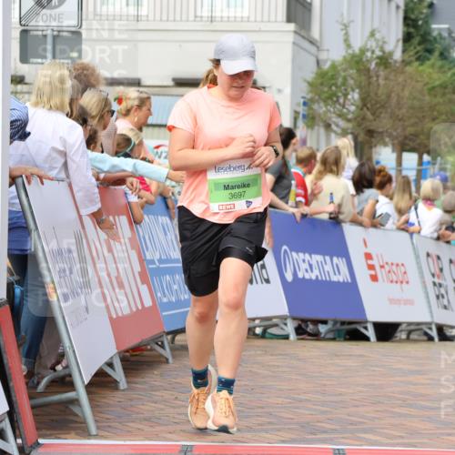 31.08.2025 - 21. Blankeneser Heldenlauf Strokosch-Dieckow http://msf.ph/oto/8654313 31.08.2025 11:04:36 Ziel 3202, 3132, 3113, 3112, 3697, 3326, 3418 meine-sportfotos.de