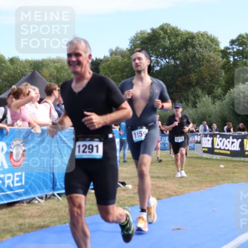 31.08.2025 - Elbe Triathlon Hamburg Strokosch-Dieckow http://msf.ph/oto/8654316 31.08.2025 11:34:24 Ziel 830, 1134, 1159, 1279, 1286, 1291 meine-sportfotos.de