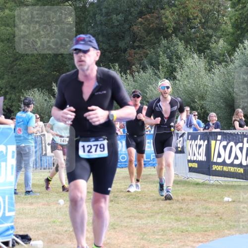 31.08.2025 - Elbe Triathlon Hamburg Strokosch-Dieckow http://msf.ph/oto/8654320 31.08.2025 11:34:26 Ziel 830, 1134, 1159, 1279, 1286, 1291 meine-sportfotos.de
