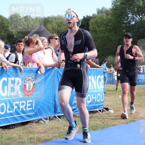 31.08.2025 - Elbe Triathlon Hamburg Strokosch-Dieckow http://msf.ph/oto/8654333 31.08.2025 11:34:30 Ziel 1134, 1279, 1286 meine-sportfotos.de