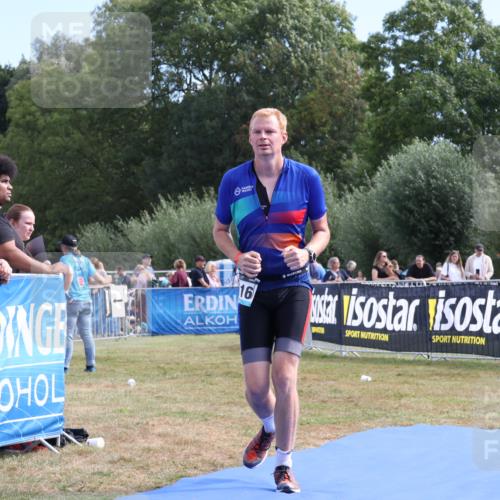 31.08.2025 - Elbe Triathlon Hamburg Strokosch-Dieckow http://msf.ph/oto/8654349 31.08.2025 11:34:50 Ziel 1116 meine-sportfotos.de