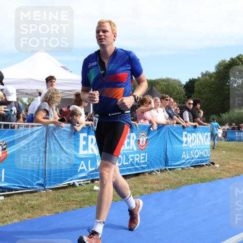 31.08.2025 - Elbe Triathlon Hamburg Strokosch-Dieckow http://msf.ph/oto/8654355 31.08.2025 11:34:52 Ziel 1116, 1207 meine-sportfotos.de