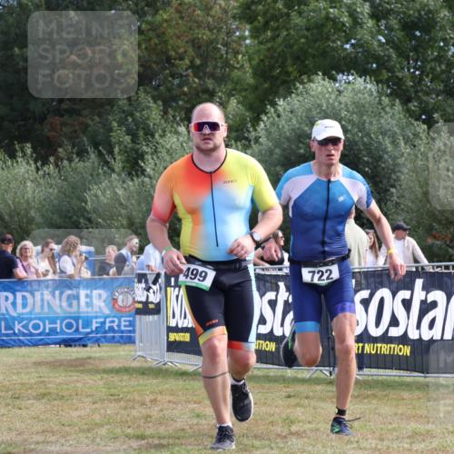 31.08.2025 - Elbe Triathlon Hamburg Strokosch-Dieckow http://msf.ph/oto/8654381 31.08.2025 11:35:25 Ziel 499, 722 meine-sportfotos.de
