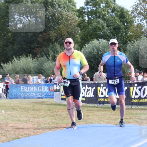 31.08.2025 - Elbe Triathlon Hamburg Strokosch-Dieckow http://msf.ph/oto/8654383 31.08.2025 11:35:26 Ziel 499, 722 meine-sportfotos.de