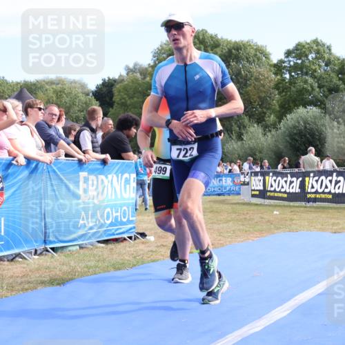 31.08.2025 - Elbe Triathlon Hamburg Strokosch-Dieckow http://msf.ph/oto/8654389 31.08.2025 11:35:28 Ziel 499, 722 meine-sportfotos.de