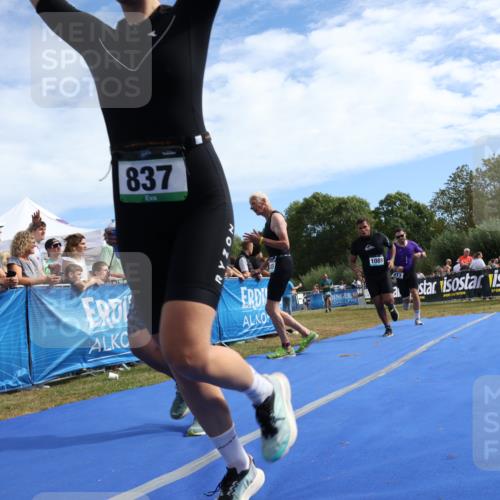 31.08.2025 - Elbe Triathlon Hamburg Strokosch-Dieckow http://msf.ph/oto/8654400 31.08.2025 11:35:58 Ziel 413, 837, 992, 1089, 1186, 1199 meine-sportfotos.de