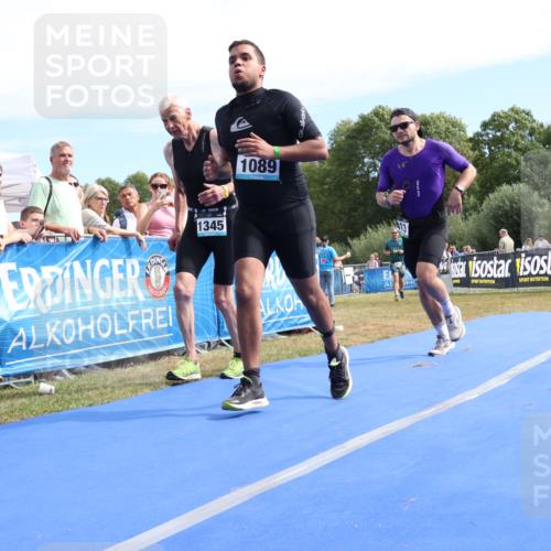 31.08.2025 - Elbe Triathlon Hamburg Strokosch-Dieckow http://msf.ph/oto/8654402 31.08.2025 11:35:59 Ziel 413, 837, 992, 1089, 1186, 1199 meine-sportfotos.de