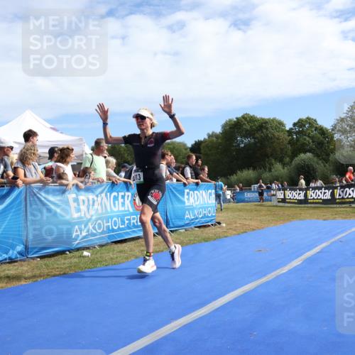 31.08.2025 - Elbe Triathlon Hamburg Strokosch-Dieckow http://msf.ph/oto/8654417 31.08.2025 11:36:18 Ziel 772, 913 meine-sportfotos.de