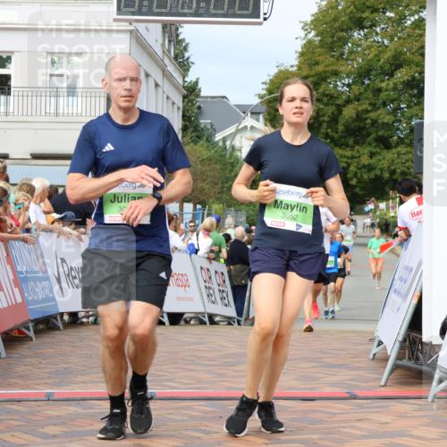 31.08.2025 - 21. Blankeneser Heldenlauf Strokosch-Dieckow http://msf.ph/oto/8654418 31.08.2025 11:03:59 Ziel 3174, 3052, 3051, 3328 meine-sportfotos.de
